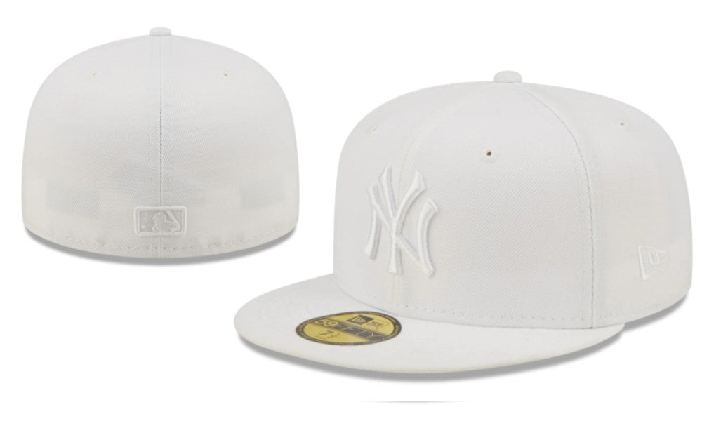 New York Yankees 59FIFTY Hat with World Series Patch - Cream and Navy