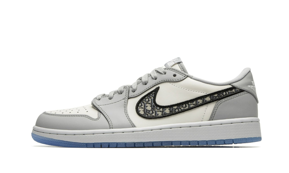 Air Jordan 1 Low "Dior" Sneakers