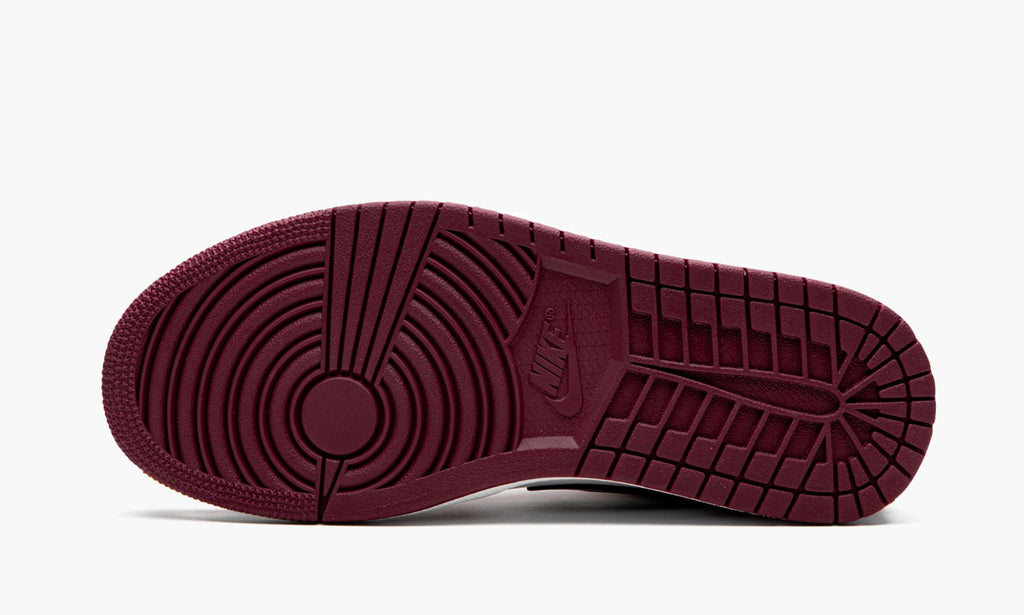 Air Jordan 1 Low "Noble Red" Sneakers