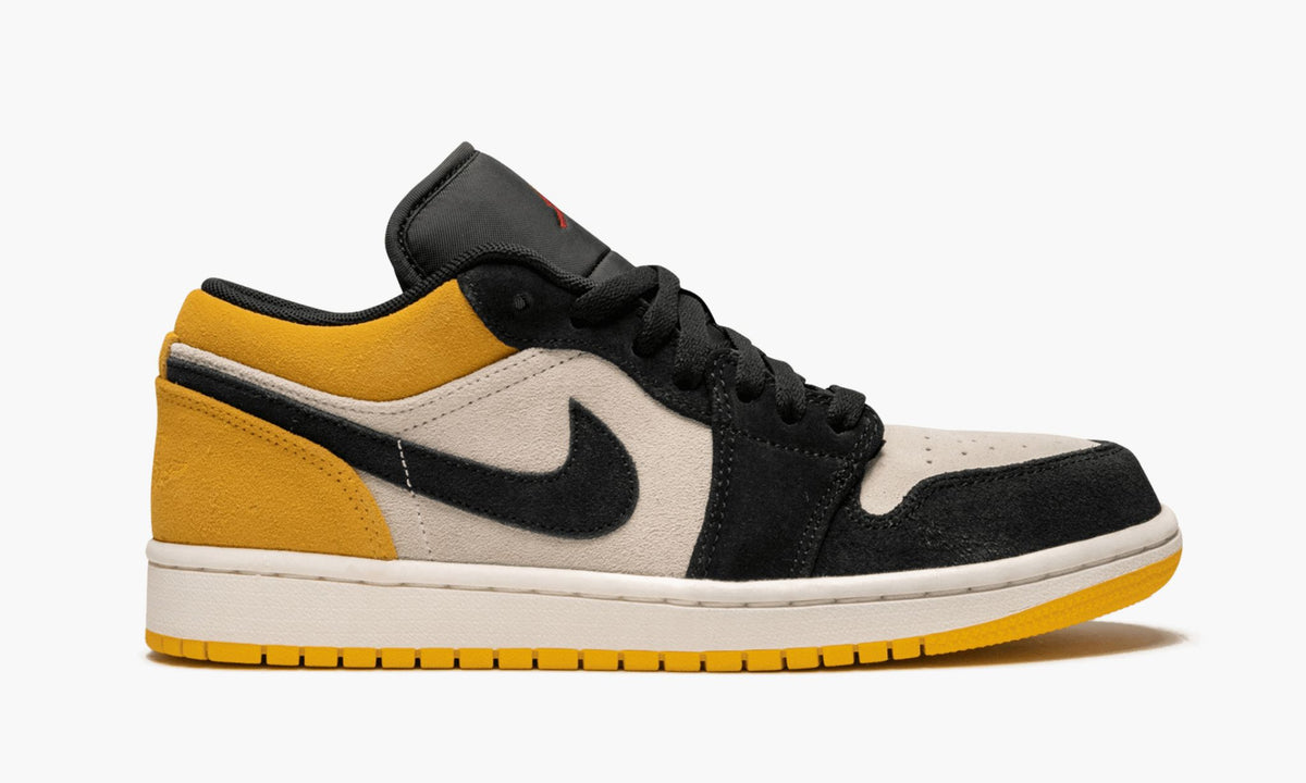 Air Jordan 1 Low "University Gold" Sneakers