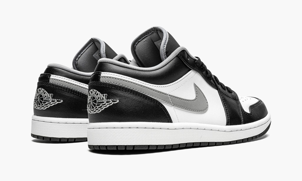 Air Jordan 1 Low Black / Particle Grey Sneakers