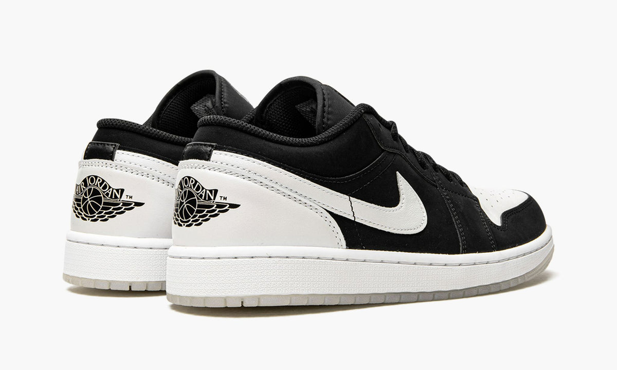 Air Jordan 1 Low Diamond Sneakers