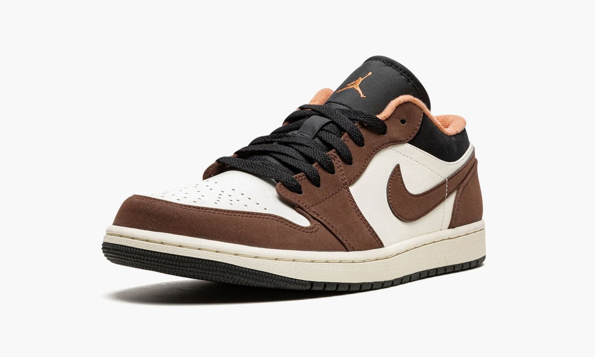 Air Jordan 1 Low Mocha Sneakers