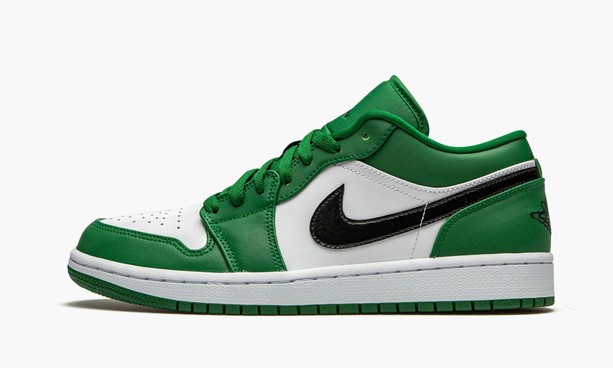 Air Jordan 1 Low Pine Green Sneakers