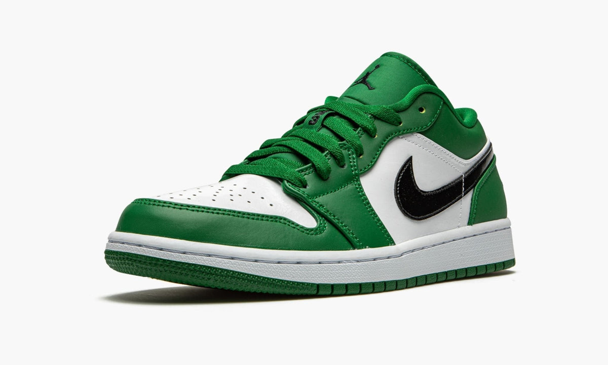 Air Jordan 1 Low Pine Green Sneakers