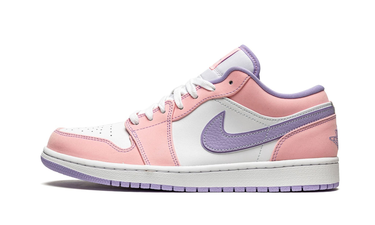Air Jordan 1 Low SE "Arctic Punch" Sneakers