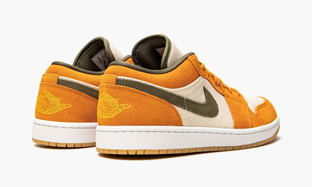 Air Jordan 1 Low SE "Light Curry" Sneakers