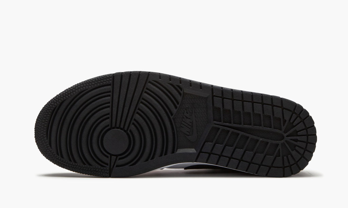 Air Jordan 1 Low SE Nothing But Net Sneakers