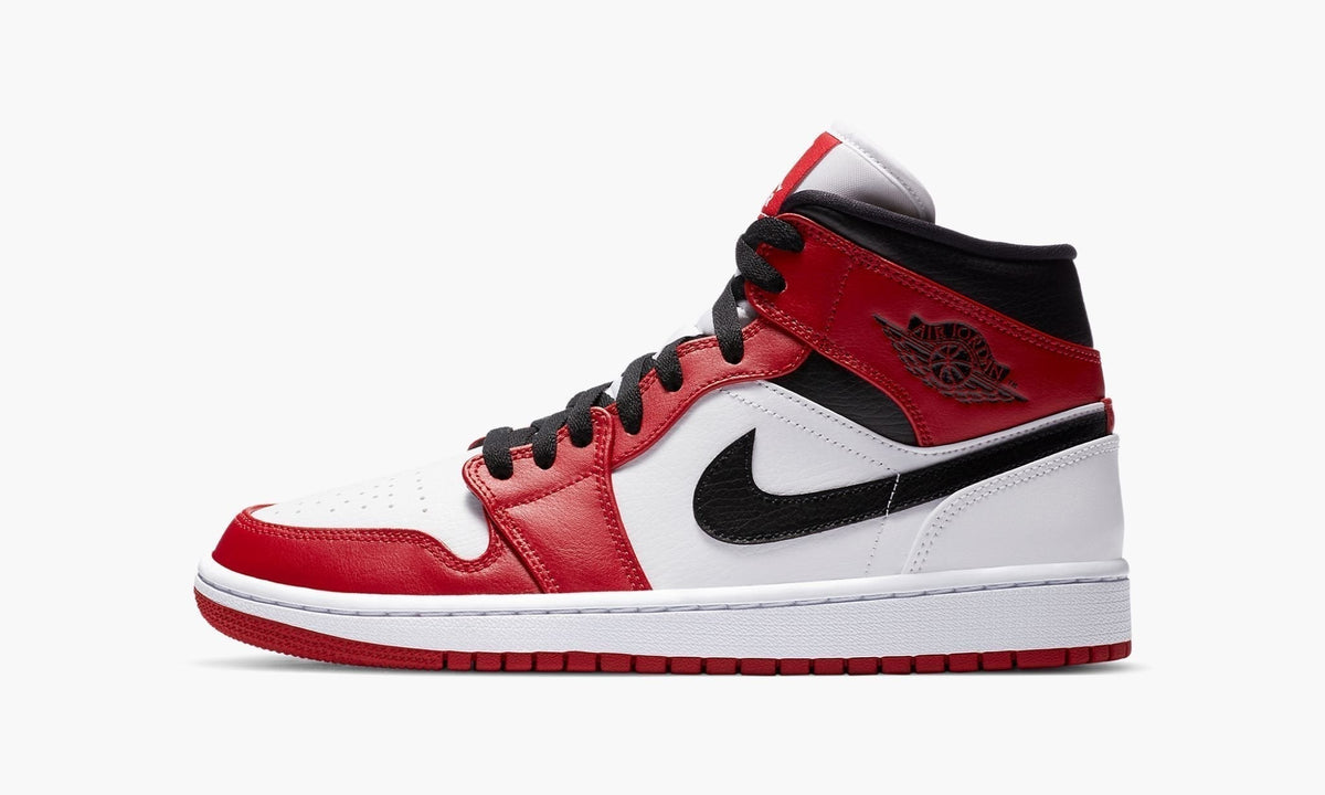 Air Jordan 1 Mid "Chicago 2020" Sneakers