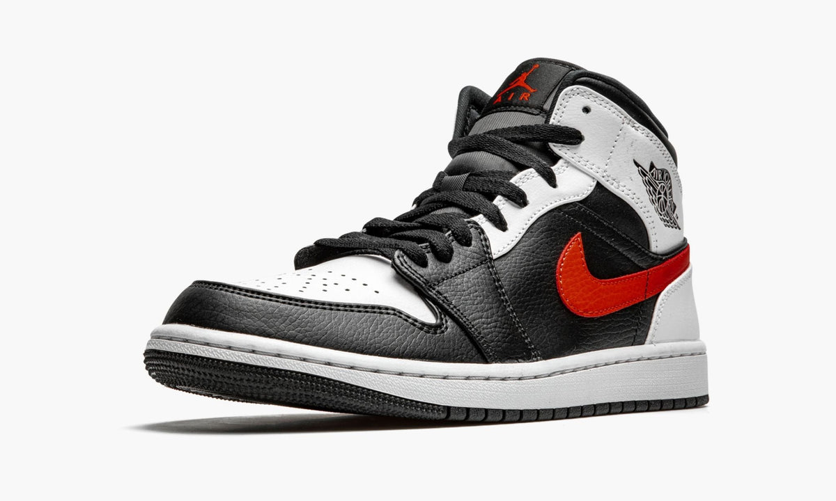 Air Jordan 1 Mid "Chile Red" Sneakers