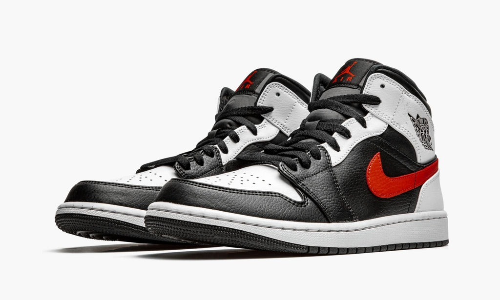 Air Jordan 1 Mid "Chile Red" Sneakers