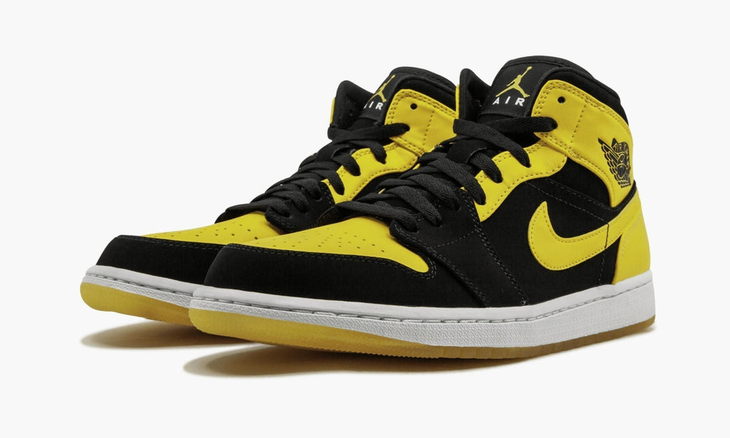 Air Jordan 1 Mid "New Love 2017 Release" Sneakers
