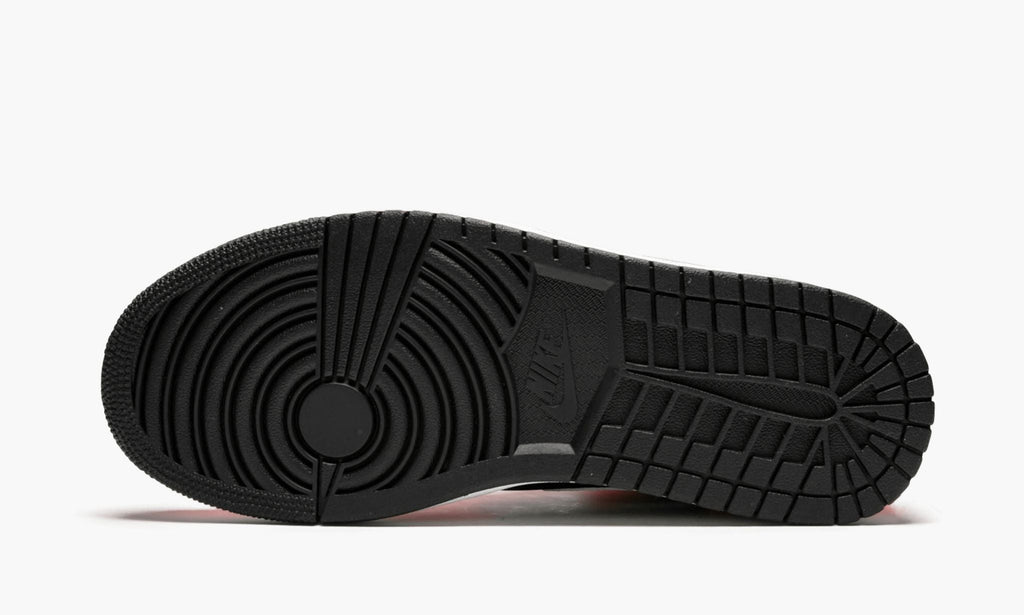 Air Jordan 1 Mid Infrared 23 Sneakers