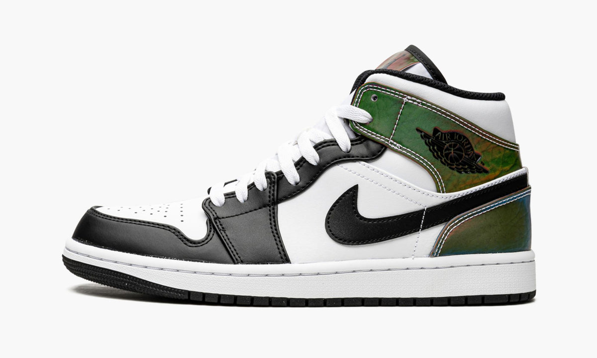 Air Jordan 1 Mid SE "Heat Reactive" Sneakers