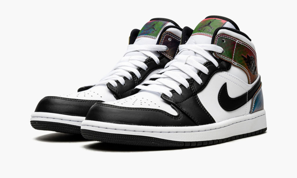 Air Jordan 1 Mid SE "Heat Reactive" Sneakers