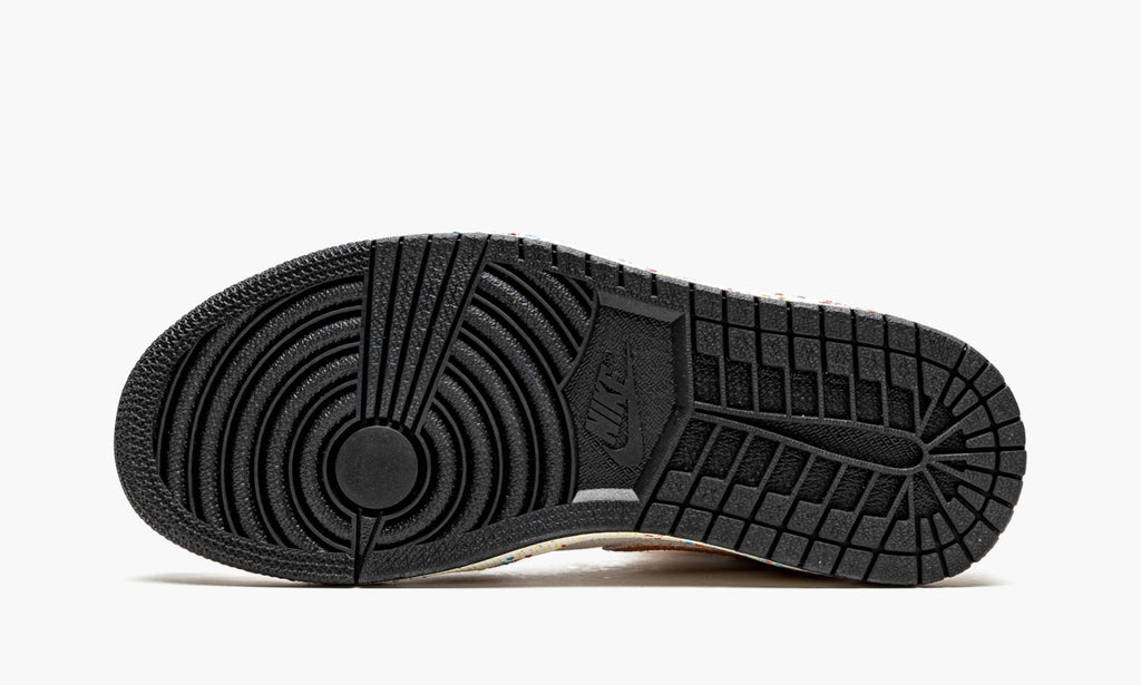 Air Jordan 1 Mid SE Brushstroke Sneakers