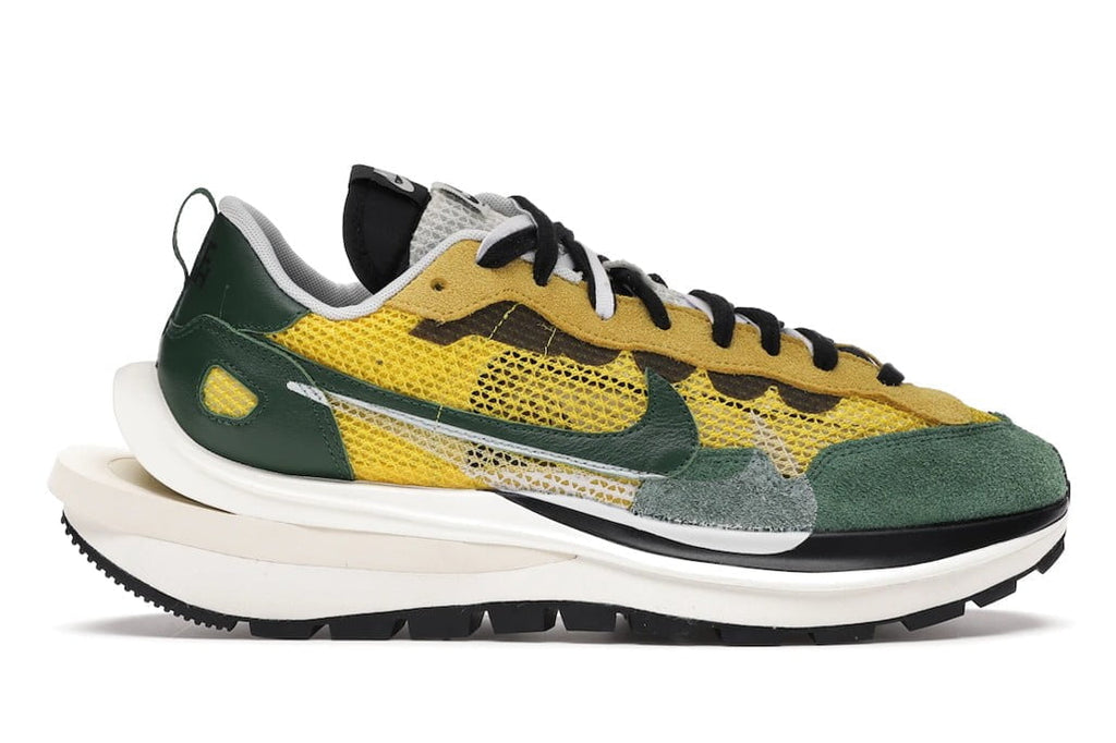 Nike Vaporwaffle sacai Tour Yellow Stadium Green Sneakers