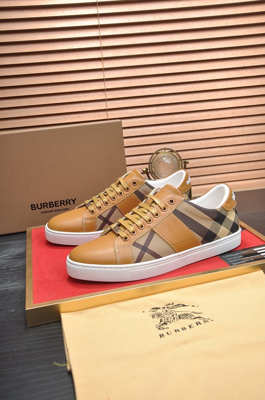 Burberry Tan Plaid Low-Top Sneakers — front