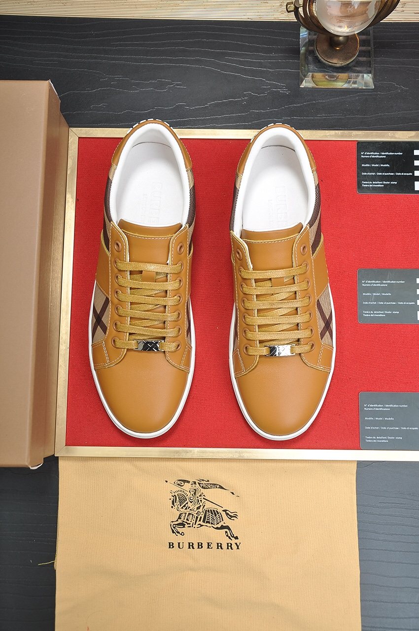 Burberry Tan Plaid Low-Top Sneakers — front