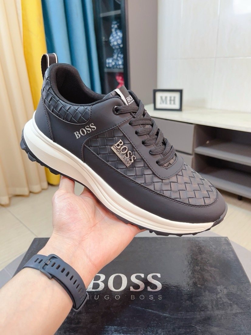 Hugo Boss Dark Gray Woven Panel Sneakers — model