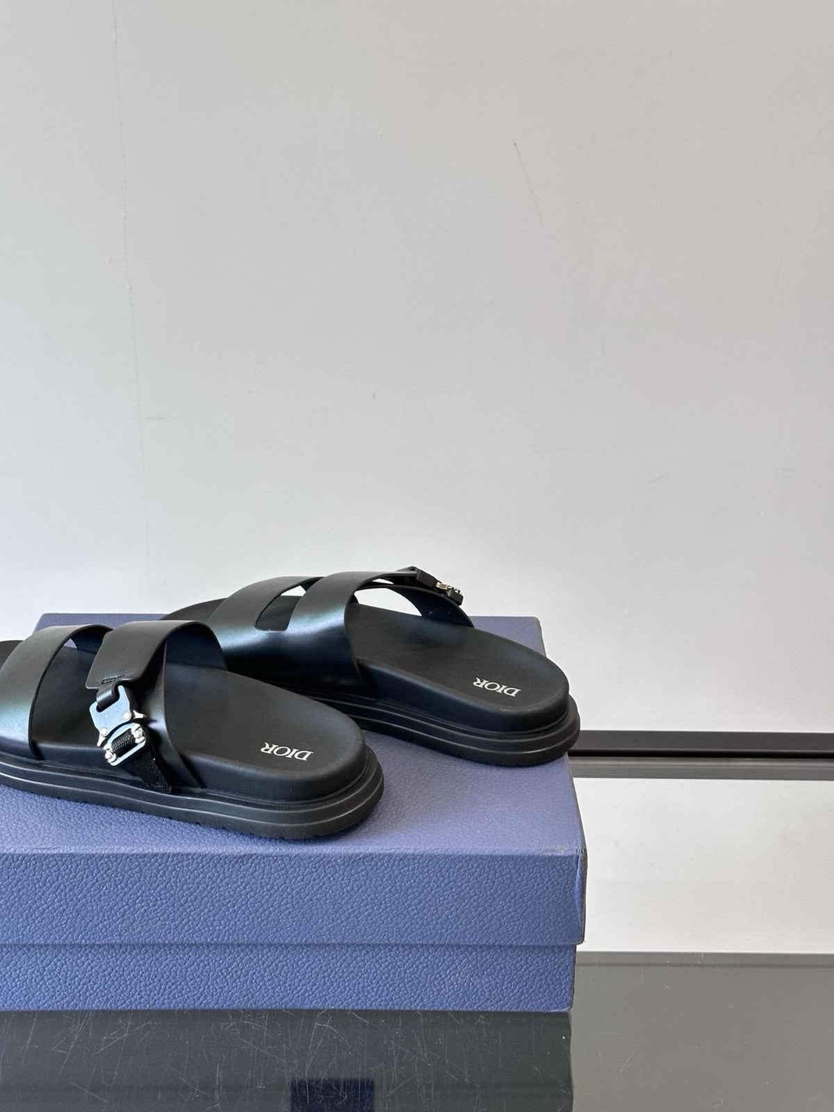 Dior Aqua Men's Slide Sandals — detail
