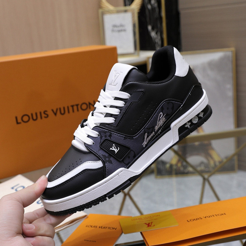 Louis Vuitton Black and White Low-Top Sneakers — model