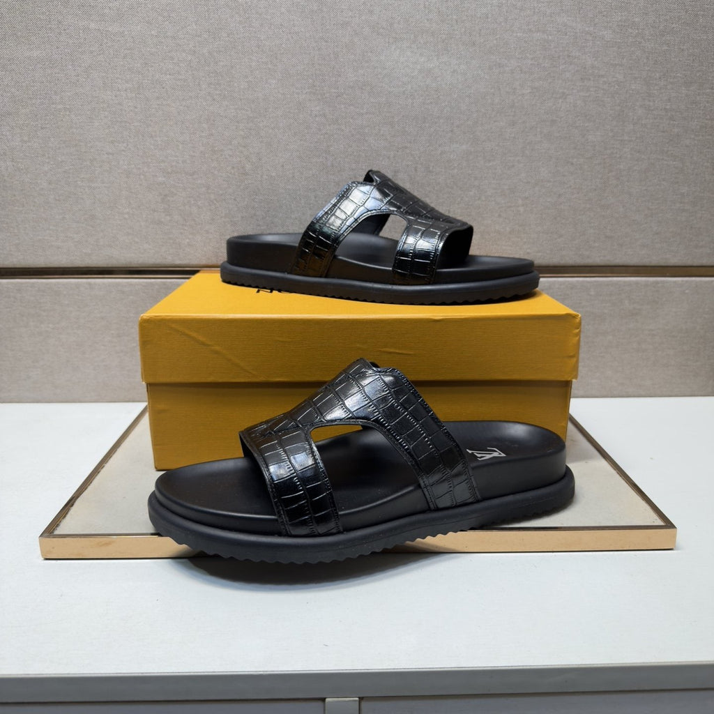 Men’s Textured Crossover Slide Sandals — side