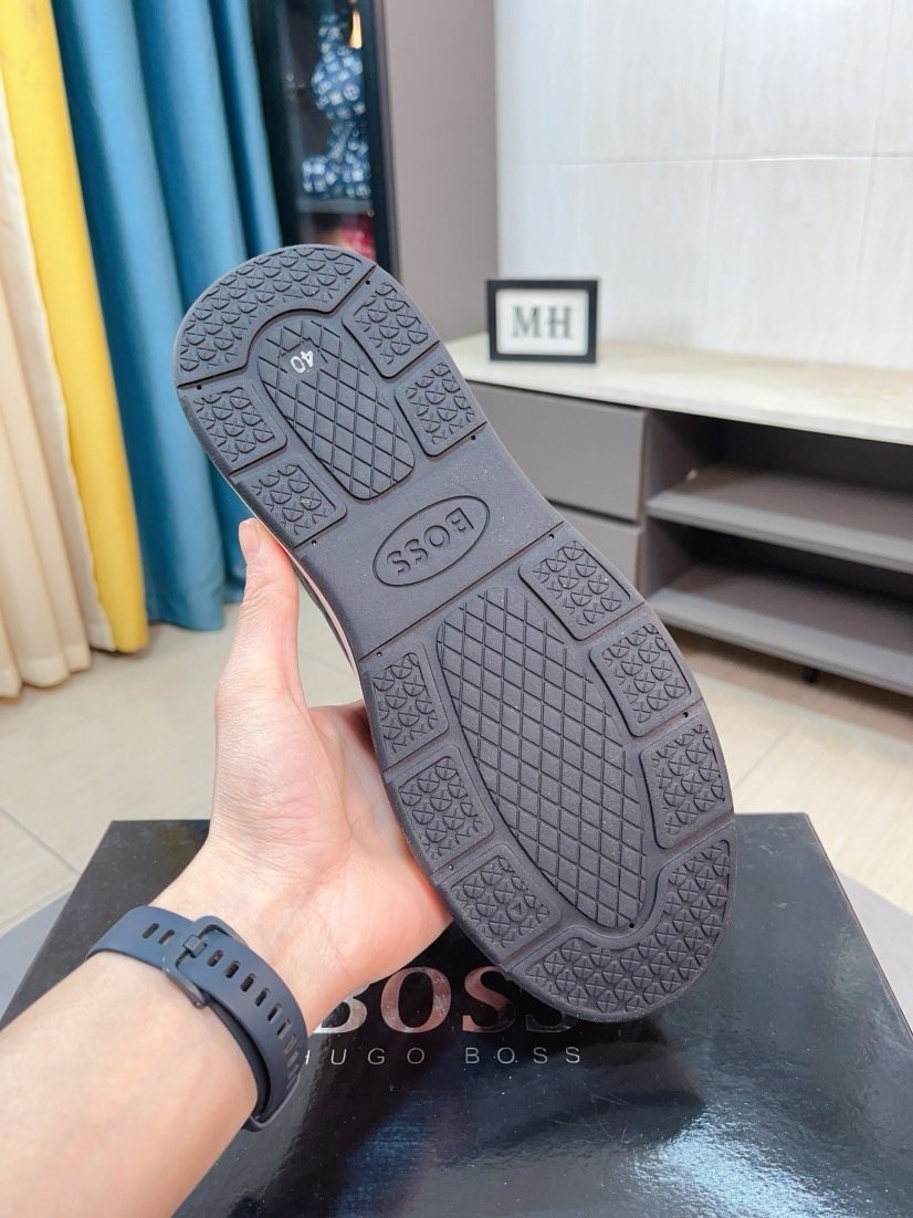 Hugo Boss Textured Low-Top Sneakers — back