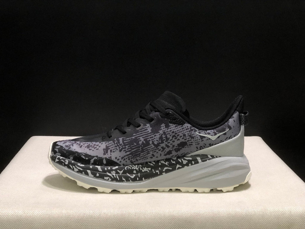 HOKA ONE ONE Speedgoat 6 Trail Running Shoes