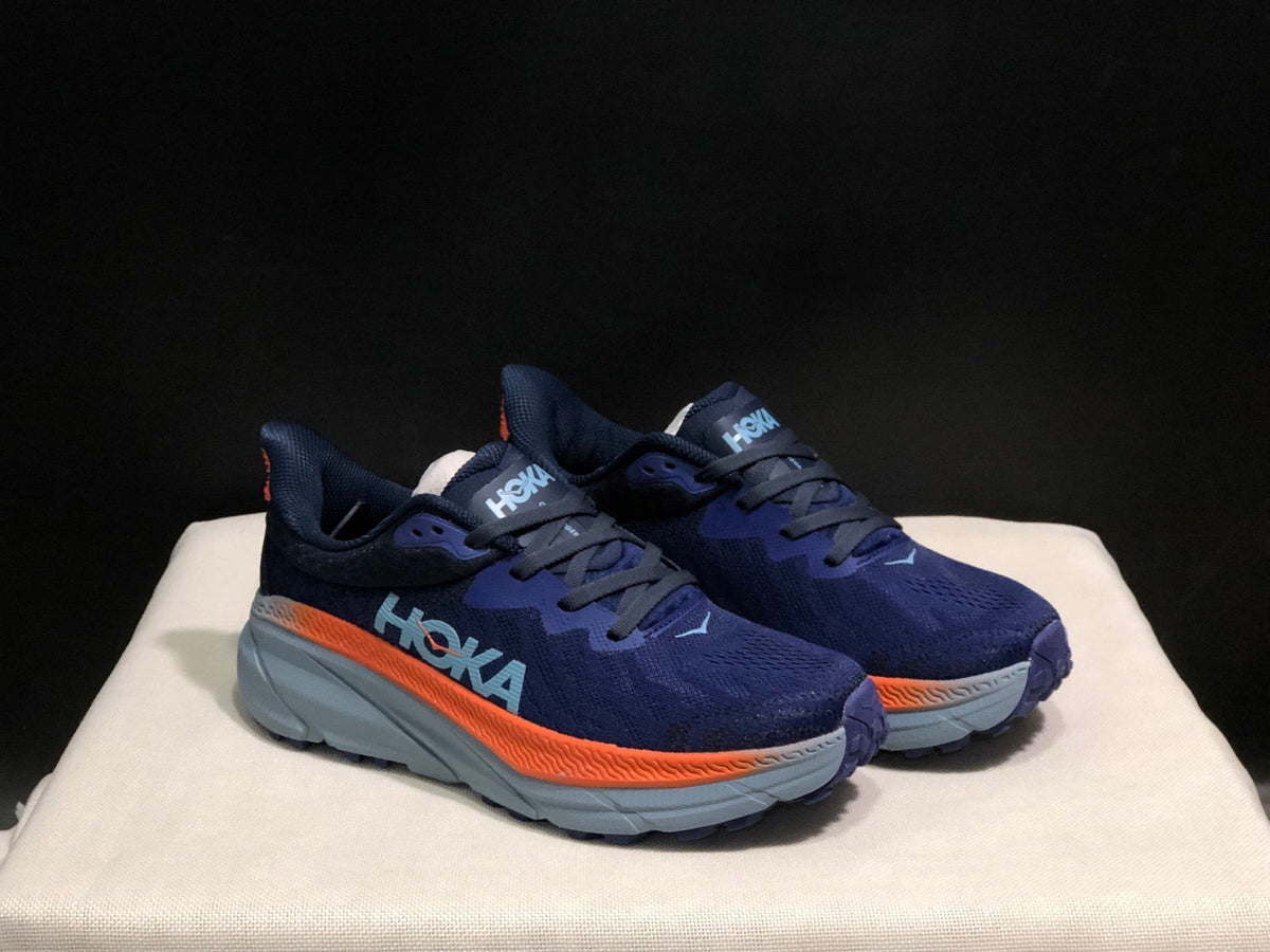 HOKA ONE ONE Challenger 7 Trail Running Shoes